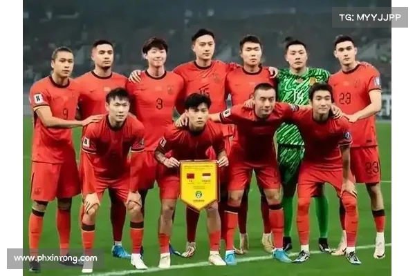 韦世豪被换后刷懂球帝引热议:国脚的 _场边日常_ 成球迷焦点 韦世豪被换后刷懂球帝引热议:国脚的 _场边日常_ 成球迷焦点